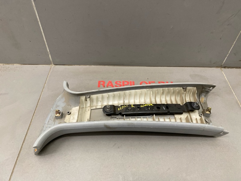 Обшивка стойки кузова NISSAN Almera Classic B10 QG16 2008 правая (б/у)