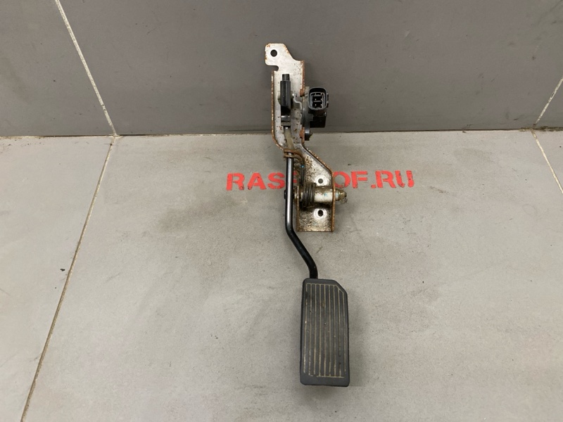 Педаль газа Nissan Almera Classic B10 QG16 2008
