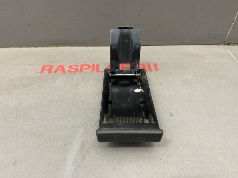 Пепельница Nissan Almera Classic B10 QG16 2008