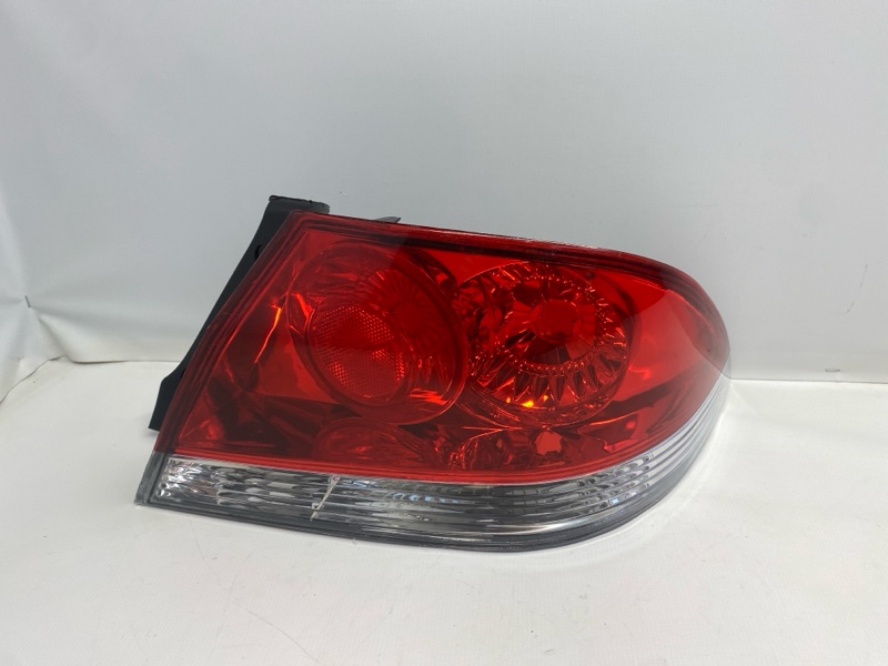 Фонарь стоп-сигнала Mitsubishi Lancer CS2A 2005