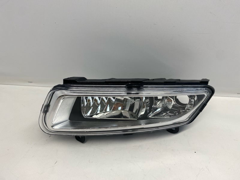 Фара противотуманная Volkswagen Polo 602 2015 передняя левая