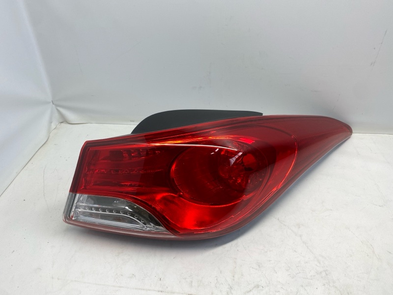 Фонарь стоп-сигнала Hyundai Elantra MD 2013 правый