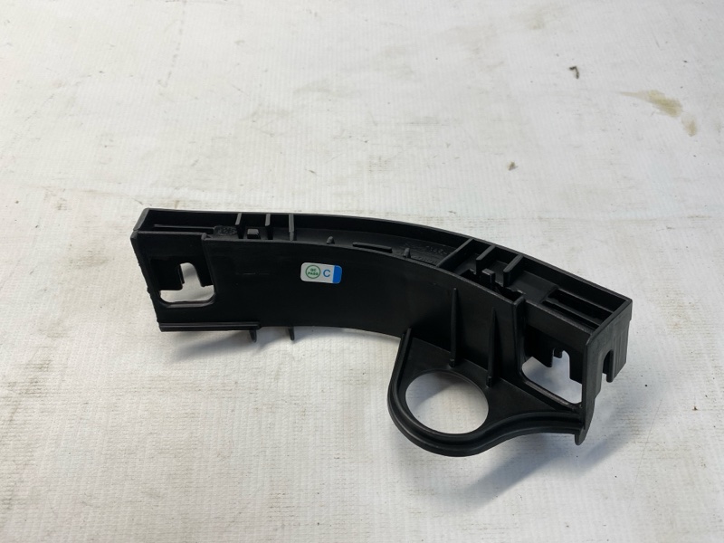 Клипса бампера BMW X5 E70 2009 передняя левая