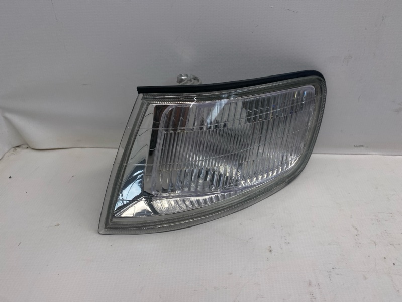 Поворотник Honda Accord CD5 1997 передний левый