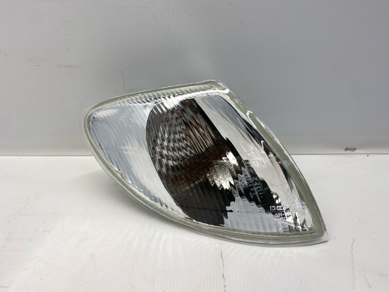 Поворотник Renault MEGANE BA 1999 передний правый