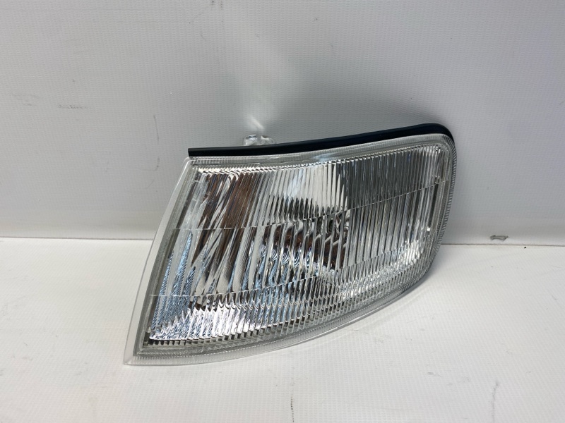 Поворотник Honda Accord CD5 1997 передний левый