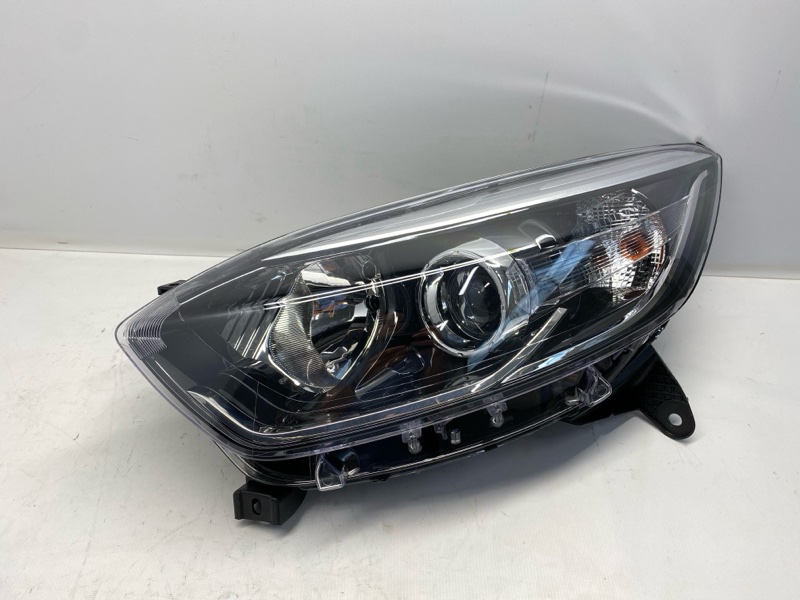 Фара Renault Kaptur RBA 2019 передняя левая