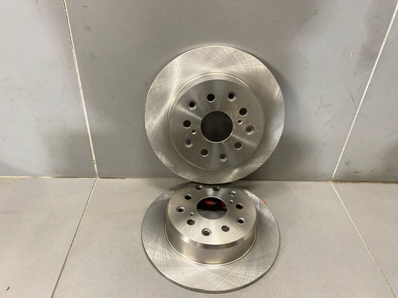 Диск тормозной Toyota Mark II GX110 2002 задний