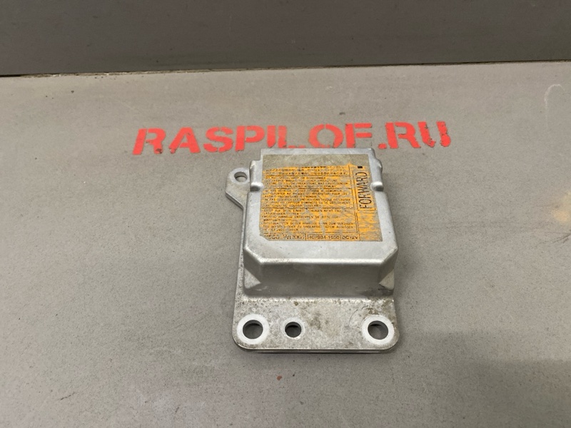 Блок управления AIR BAG NISSAN Wingroad WFY11 QG15DE 2000 (б/у)