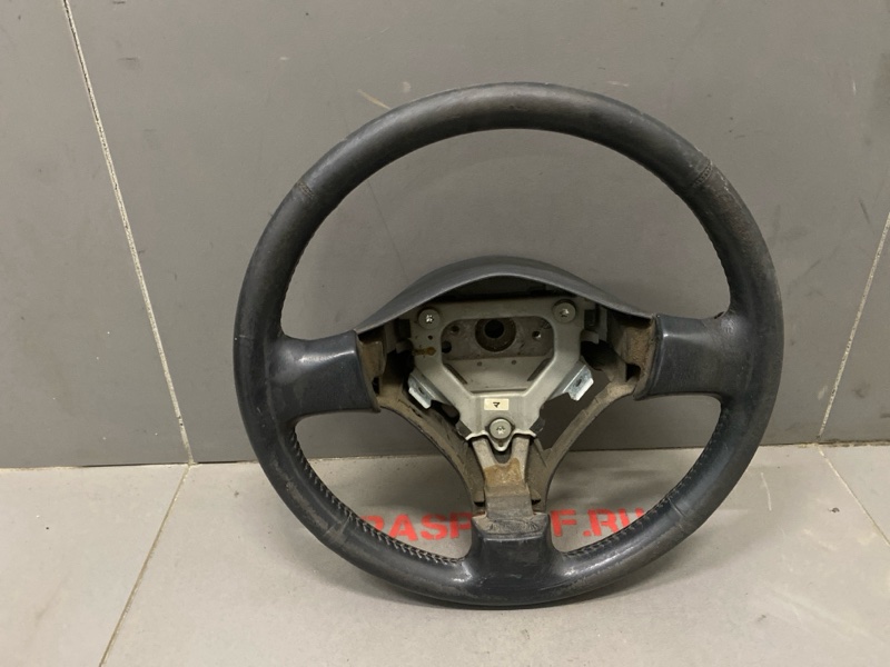 Руль NISSAN Wingroad WFY11 QG15DE 2000 (б/у)