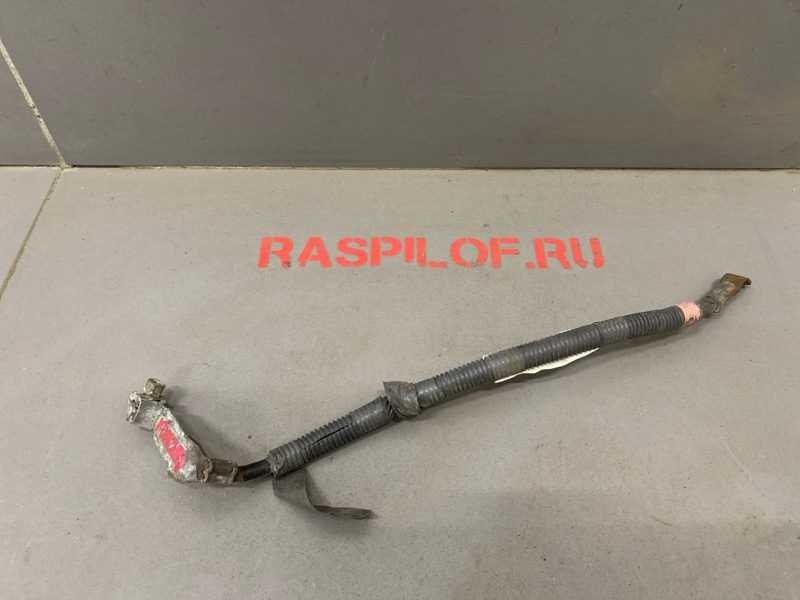 Клемма Toyota Kluger MHU28 (б/у) Клемма Toyota Kluger MHU28 (б/у)