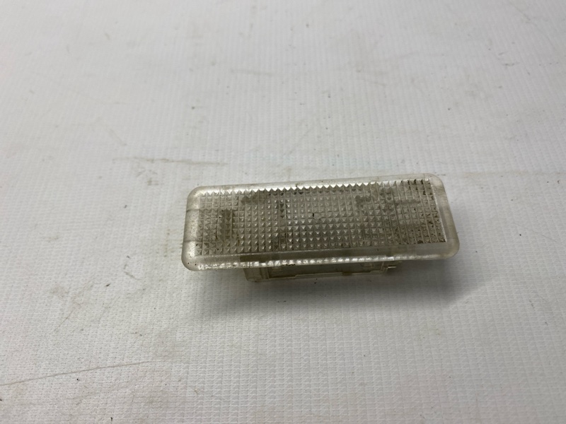 Светильник салона BMW X5 E53 (б/у) Светильник салона BMW X5 E53 (б/у)