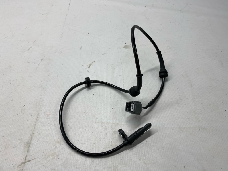 Датчик ABS NISSAN QASHQAI J11 2016 передний Датчик ABS NISSAN QASHQAI J11 2016 передний