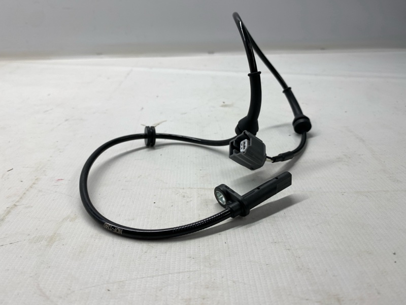 Датчик ABS NISSAN QASHQAI J11 2016 передний Датчик ABS NISSAN QASHQAI J11 2016 передний