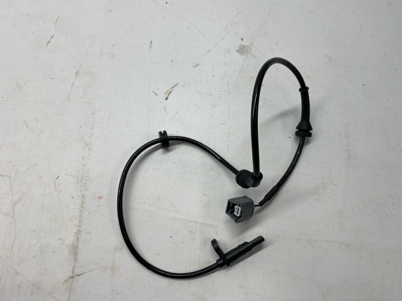 Датчик ABS NISSAN QASHQAI J11 2016 передний Датчик ABS NISSAN QASHQAI J11 2016 передний