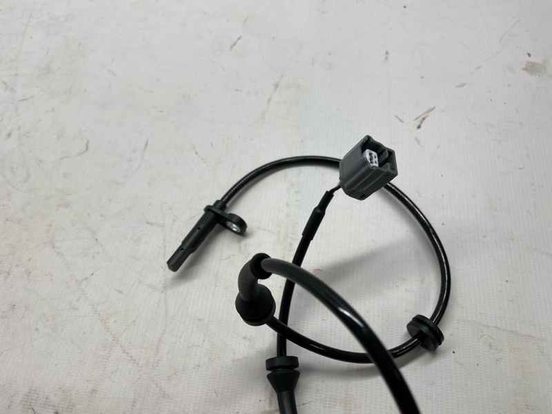 Датчик ABS NISSAN QASHQAI J11 2016 передний Датчик ABS NISSAN QASHQAI J11 2016 передний