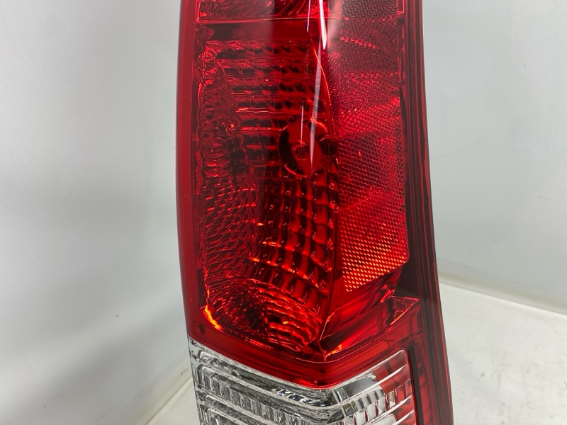 Фонарь стоп-сигнала Honda CR-V RD4 2004 правый Фонарь стоп-сигнала Honda CR-V RD4 2004 правый