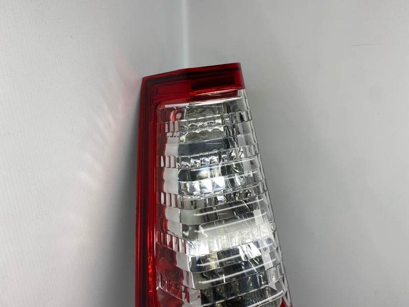 Фонарь стоп-сигнала Honda CR-V RD4 2004 левый Фонарь стоп-сигнала Honda CR-V RD4 2004 левый