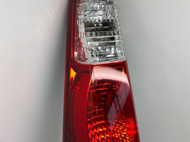 Фонарь стоп-сигнала Honda CR-V RD4 2004 левый Фонарь стоп-сигнала Honda CR-V RD4 2004 левый