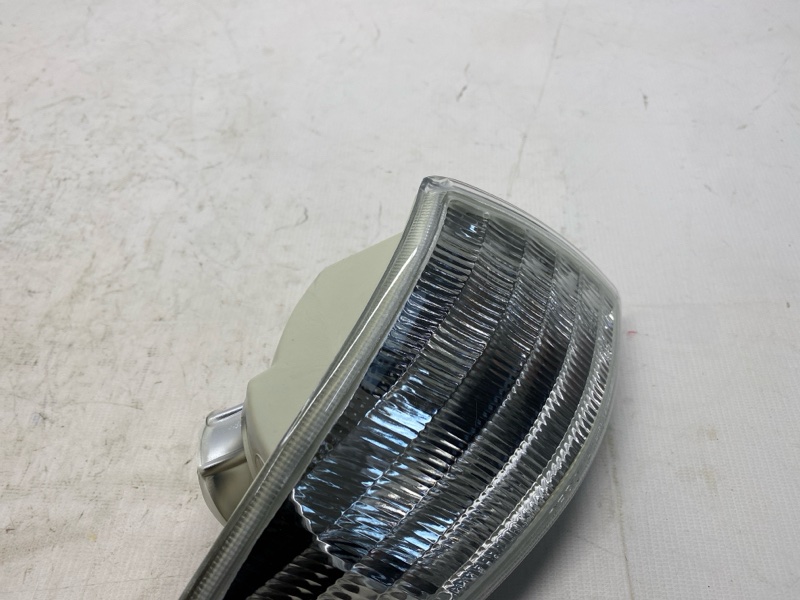 Поворотник FORD Mondeo GBP 1994 передний правый Поворотник FORD Mondeo GBP 1994 передний правый