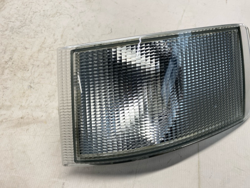 Поворотник Citroen Jumper 244 2001 передний левый Поворотник Citroen Jumper 244 2001 передний левый