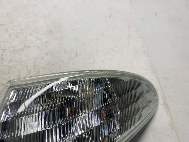 Поворотник FORD Mondeo GBP 1994 передний левый Поворотник FORD Mondeo GBP 1994 передний левый