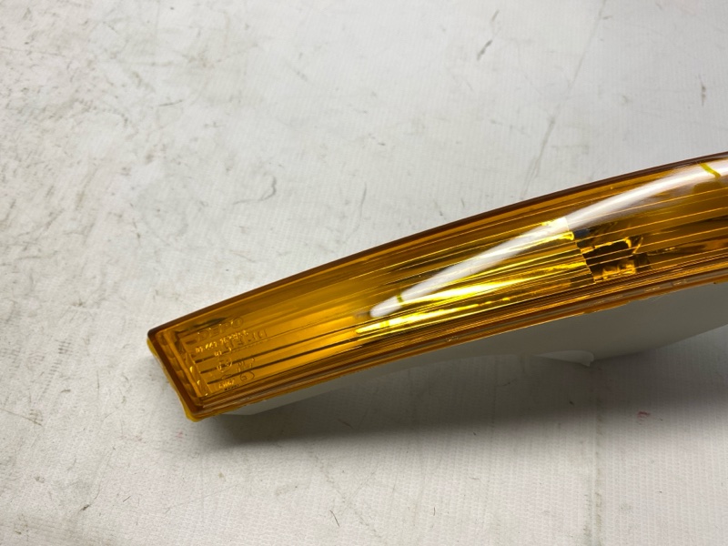 Поворотник Volkswagen PASSAT 3C2 2006 правый Поворотник Volkswagen PASSAT 3C2 2006 правый