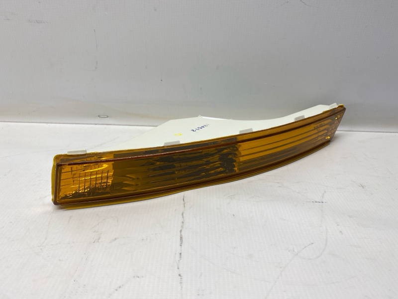 Поворотник Volkswagen PASSAT 3C2 2008 передний левый Поворотник Volkswagen PASSAT 3C2 2008 передний левый