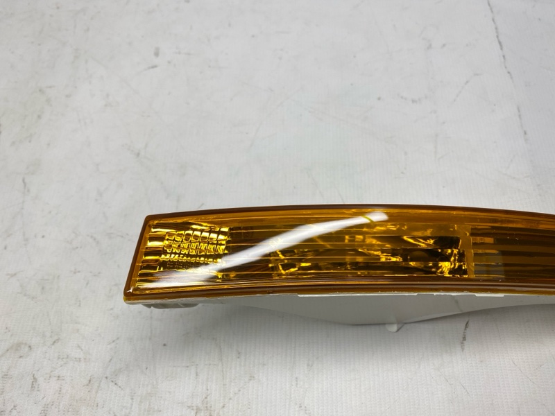 Поворотник Volkswagen PASSAT 3C2 2008 передний левый Поворотник Volkswagen PASSAT 3C2 2008 передний левый