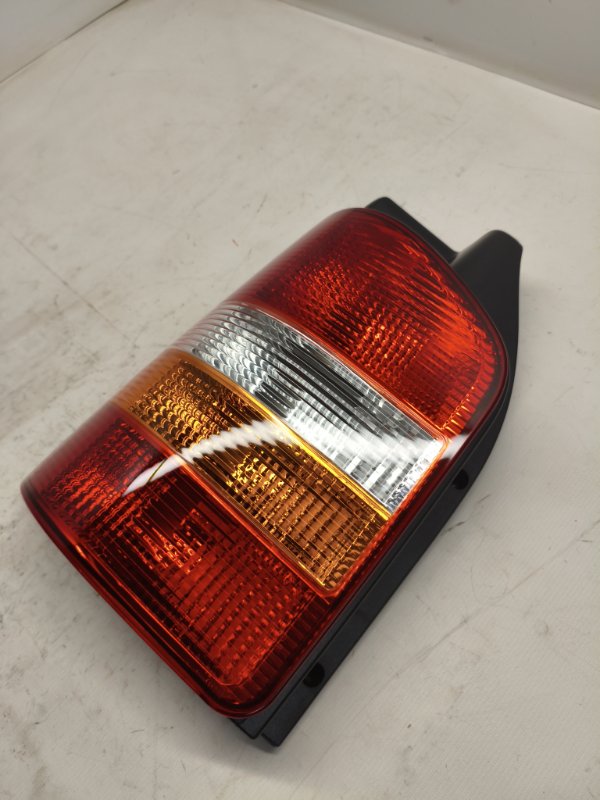 Фонарь стоп-сигнала Volkswagen Transporter T5 2006 задний левый Фонарь стоп-сигнала Volkswagen Transporter T5 2006 задний левый