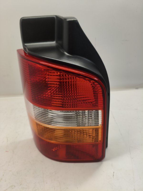 Фонарь стоп-сигнала Volkswagen Transporter T5 2006 задний левый Фонарь стоп-сигнала Volkswagen Transporter T5 2006 задний левый