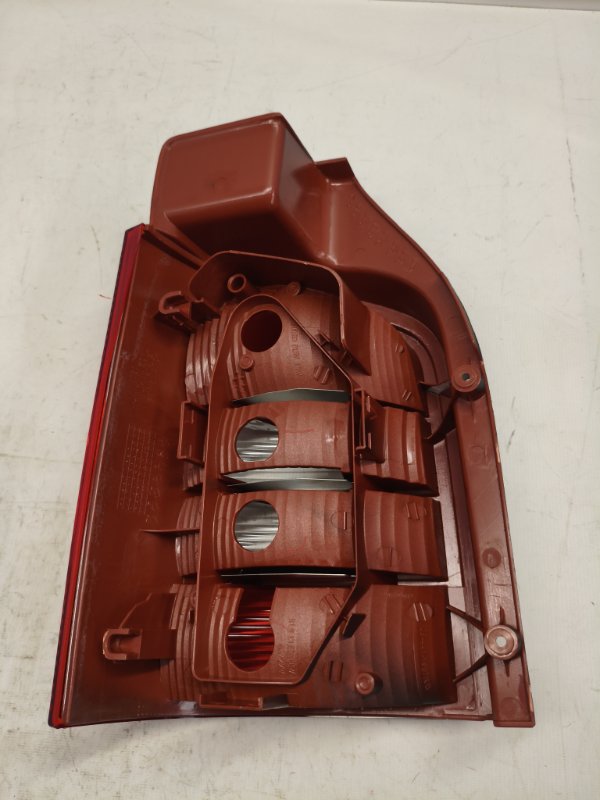 Фонарь стоп-сигнала Volkswagen Transporter T5 2006 задний правый Фонарь стоп-сигнала Volkswagen Transporter T5 2006 задний правый