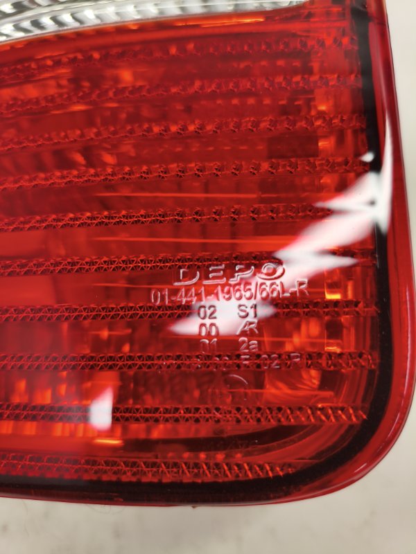 Фонарь стоп-сигнала Volkswagen Caddy 2K 2007 задний левый Фонарь стоп-сигнала Volkswagen Caddy 2K 2007 задний левый