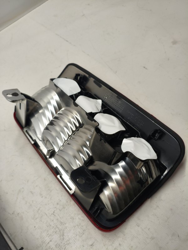 Фонарь стоп-сигнала Volkswagen Caddy 2K 2007 задний левый Фонарь стоп-сигнала Volkswagen Caddy 2K 2007 задний левый