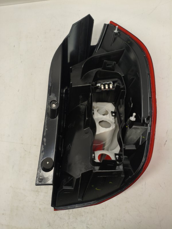 Фонарь стоп-сигнала Renault SCENIC JM02 2008 задний левый Фонарь стоп-сигнала Renault SCENIC JM02 2008 задний левый