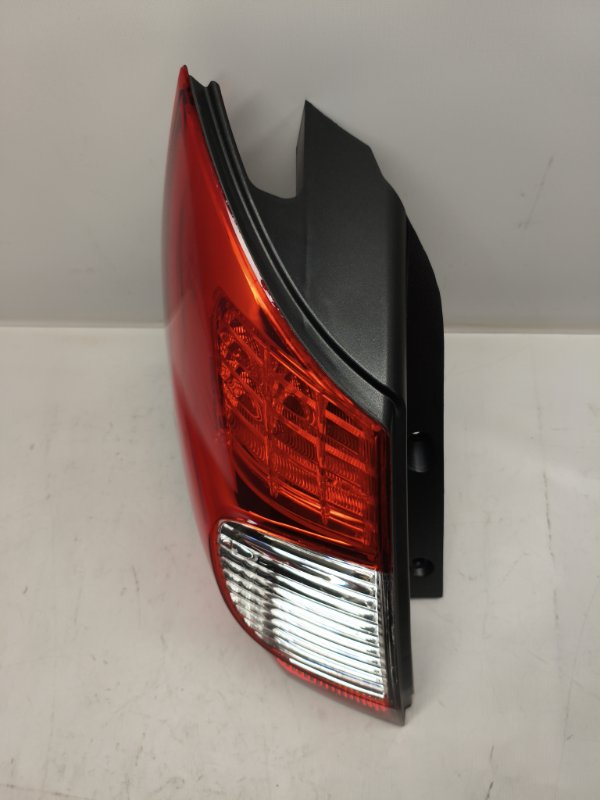 Фонарь стоп-сигнала Renault SCENIC JM02 2008 задний левый Фонарь стоп-сигнала Renault SCENIC JM02 2008 задний левый