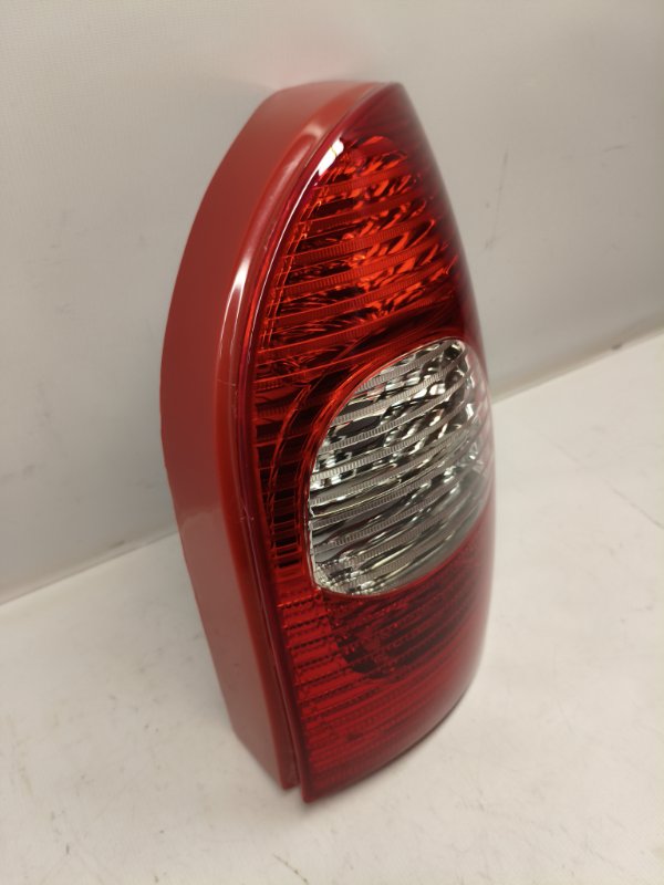 Фонарь стоп-сигнала Citroen Xsara Picasso N68 2008 задний правый Фонарь стоп-сигнала Citroen Xsara Picasso N68 2008 задний правый