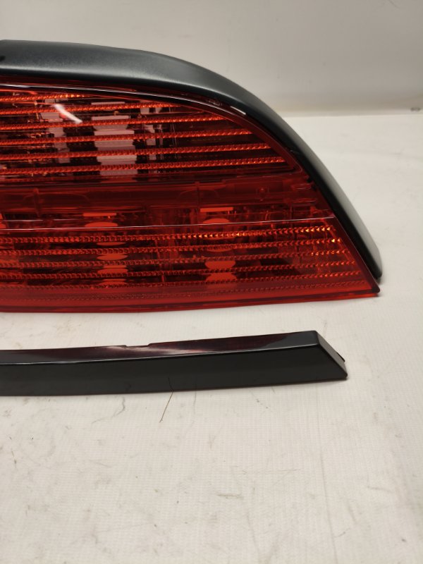 Фонарь стоп-сигнала Peugeot 406 8B 2001 задний левый Фонарь стоп-сигнала Peugeot 406 8B 2001 задний левый