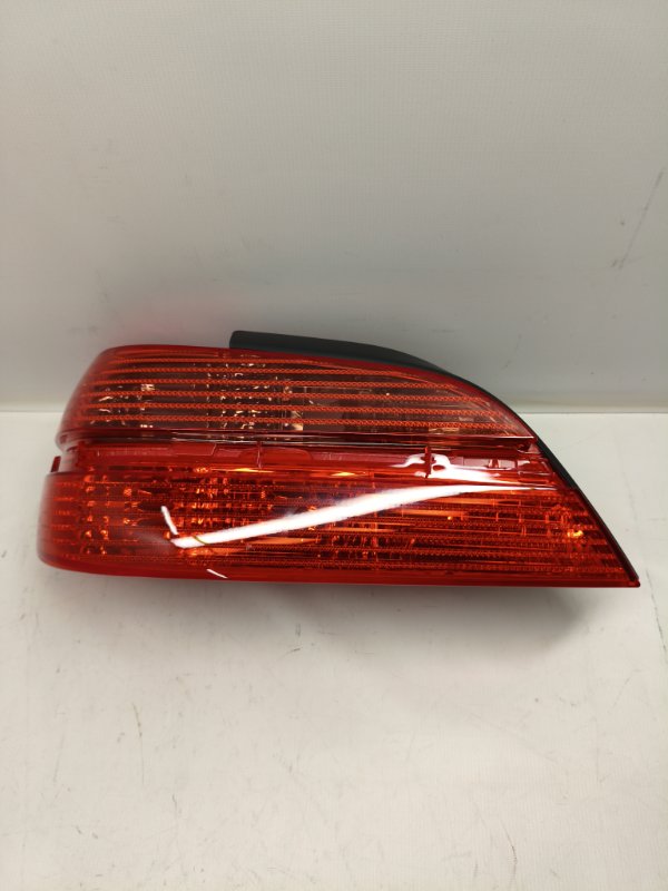 Фонарь стоп-сигнала Peugeot 406 8B 2001 задний левый Фонарь стоп-сигнала Peugeot 406 8B 2001 задний левый