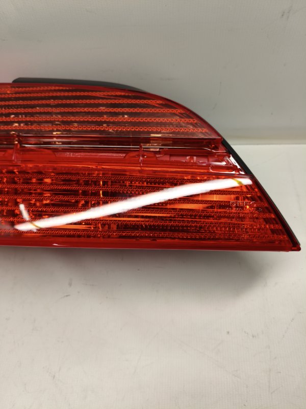 Фонарь стоп-сигнала Peugeot 406 8B 2001 задний левый Фонарь стоп-сигнала Peugeot 406 8B 2001 задний левый