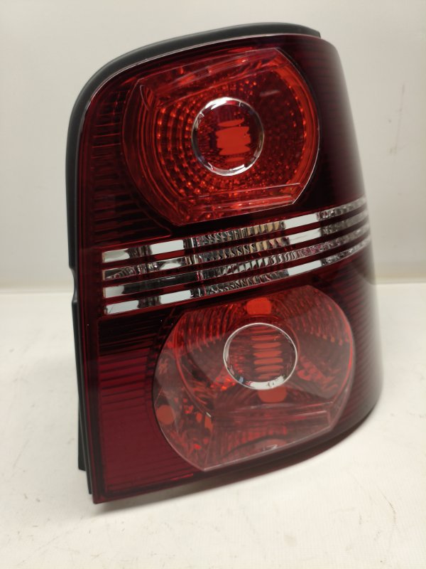Фонарь стоп-сигнала Volkswagen Touran 1T1 2009 задний правый Фонарь стоп-сигнала Volkswagen Touran 1T1 2009 задний правый