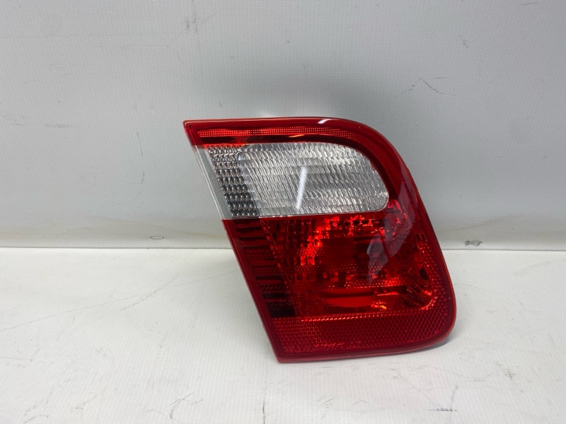 Фонарь стоп-сигнала BMW 3-SERIES E46 2000 задний левый Фонарь стоп-сигнала BMW 3-SERIES E46 2000 задний левый