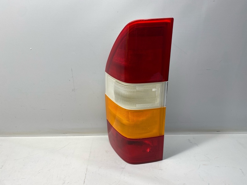 Фонарь стоп-сигнала Mercedes Benz Sprinter W901 1997 левый