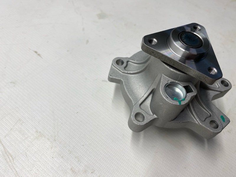 Помпа Toyota Corolla Fielder NZE121 1NZ-FE 2001 Помпа Toyota Corolla Fielder NZE121 1NZ-FE 2001