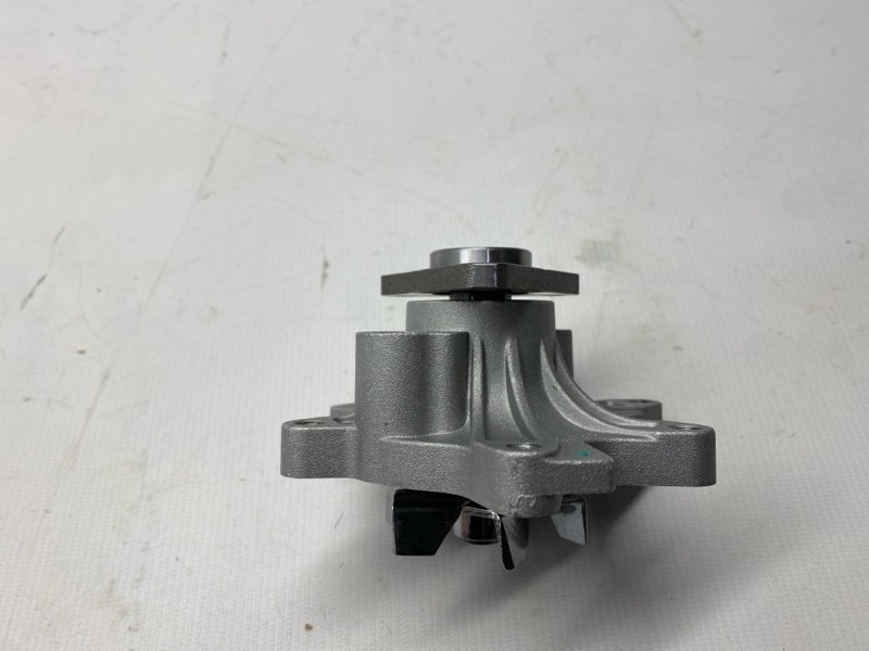 Помпа Toyota Corolla Fielder NZE121 1NZ-FE 2001 Помпа Toyota Corolla Fielder NZE121 1NZ-FE 2001