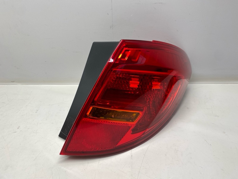Фонарь стоп-сигнала Opel Meriva S10 2013 правый