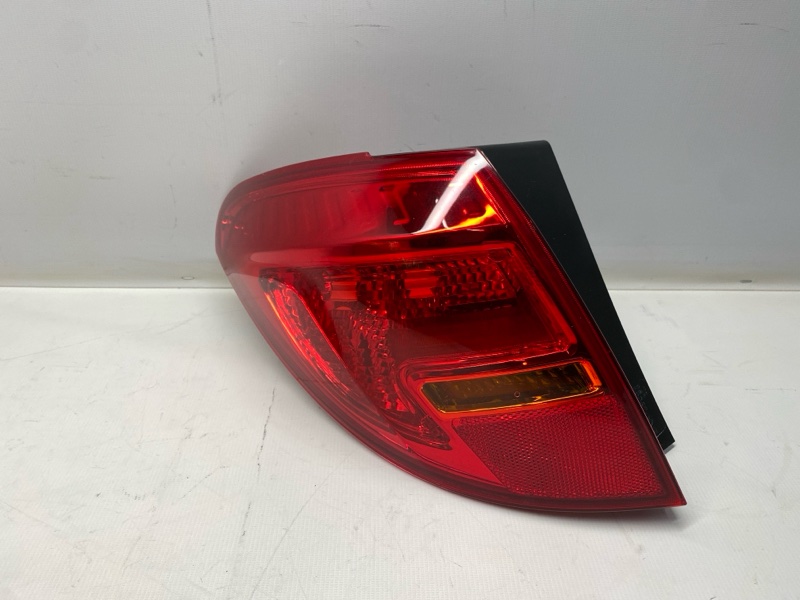 Фонарь стоп-сигнала Opel Meriva S10 2013 левый