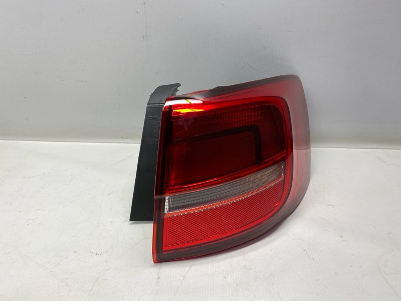 Фонарь стоп-сигнала Volkswagen jetta 5C6 2016 правый Фонарь стоп-сигнала Volkswagen jetta 5C6 2016 правый