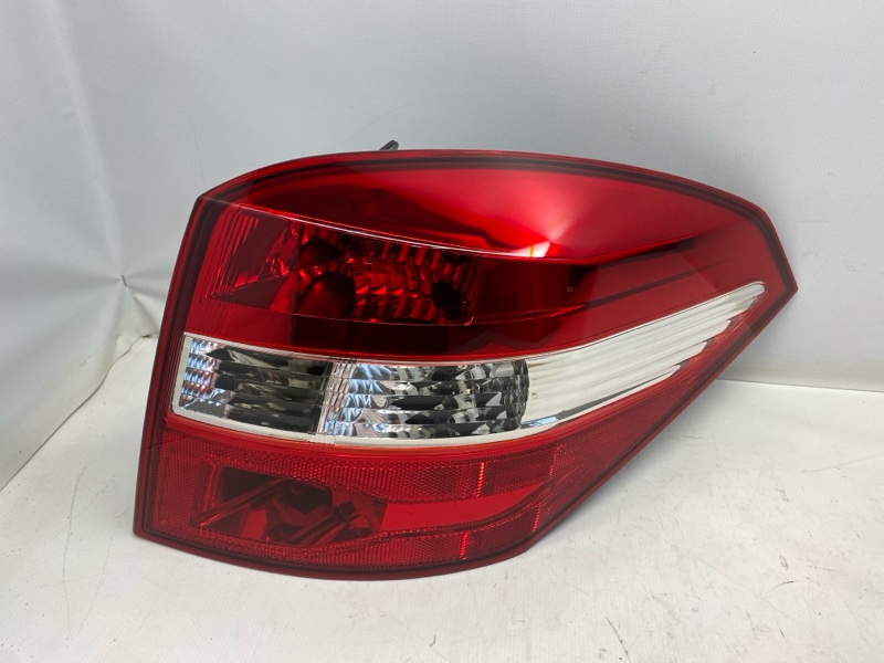 Фонарь стоп-сигнала Renault Laguna BT0 2009 правый