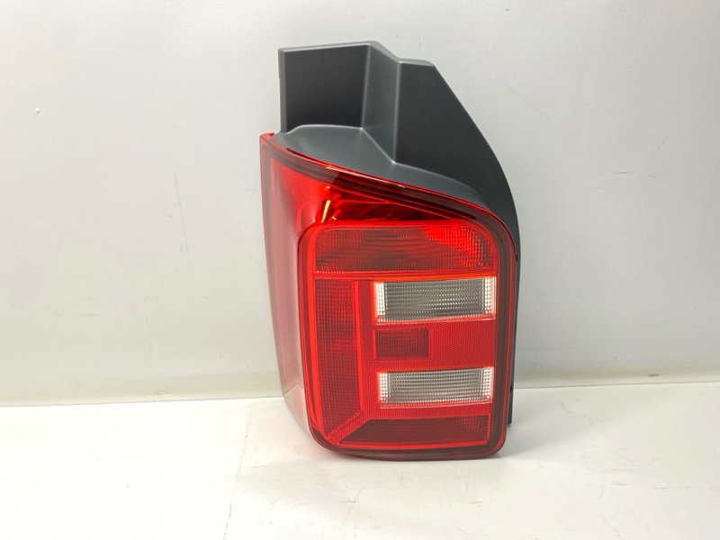 Фонарь стоп-сигнала Volkswagen Transporter SGG 2017 левый Фонарь стоп-сигнала Volkswagen Transporter SGG 2017 левый